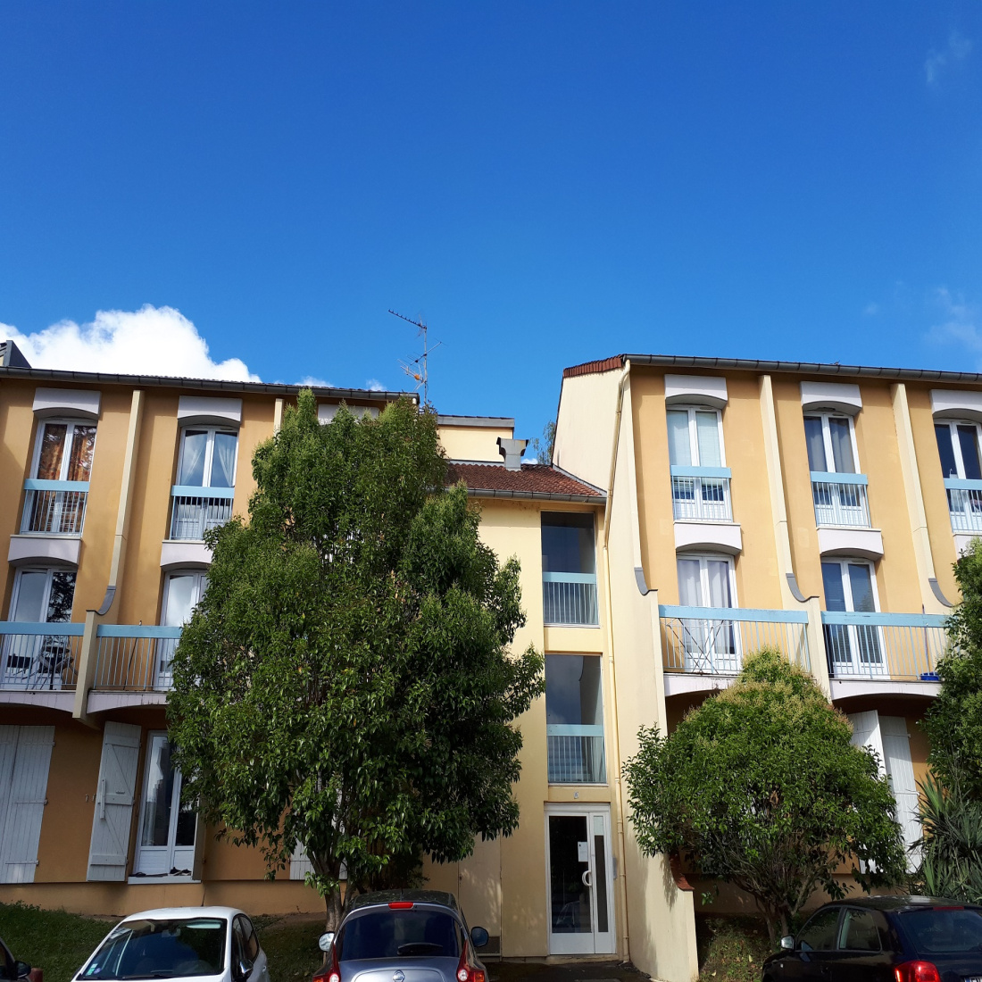 1 Avenue De L Europe 31400 Toulouse location TOULOUSE 31400: RANGUEIL: Appt T2 MEUBLE DE 44M² avec parking